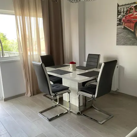 Complex - Self Check-in 24h *