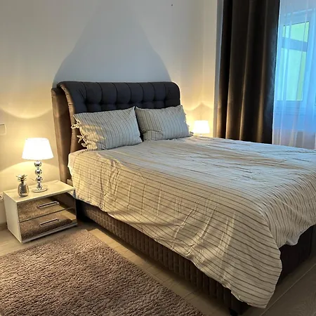 Complex - Self Check-in 24h アパート